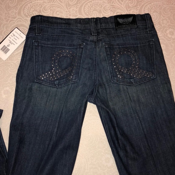 Rock & Republic Low Rose Skinny Dark Wash Jeans - Picture 3 of 5